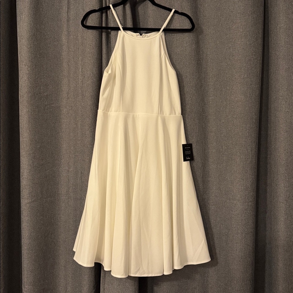 Lulu's Classic White Dress